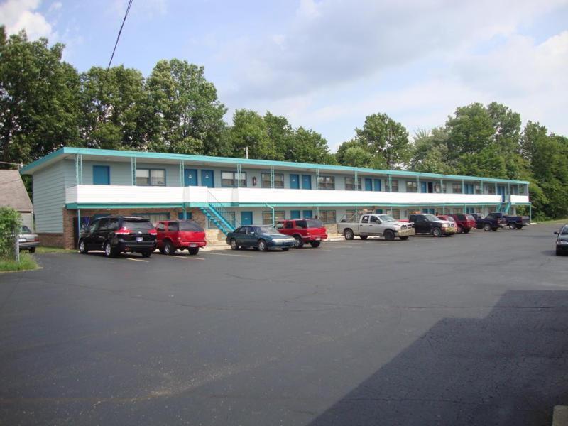 Budgeteer Motor Inn Ангола Екстер'єр фото